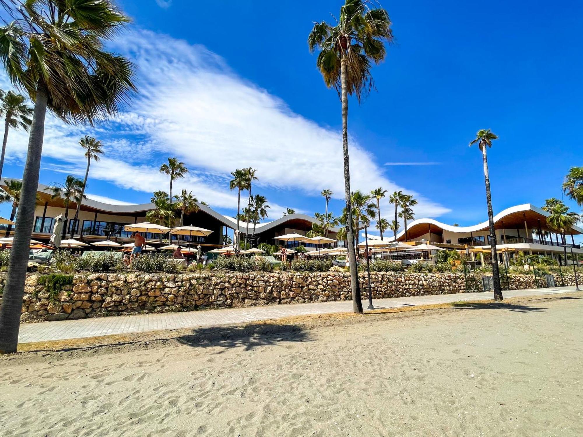 Modern Apartment With Terrace - 2 Min From The Beach Estepona Ngoại thất bức ảnh